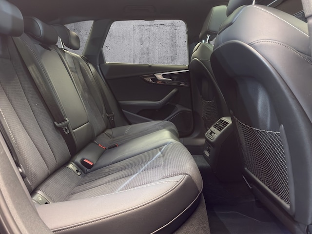 Audi A4 40 TDI Avant S-Line S-Tronic