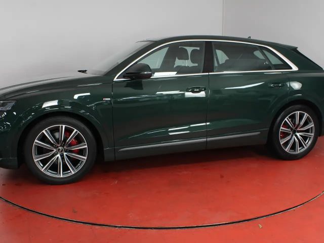 Audi Q8 55 TFSI S-Line