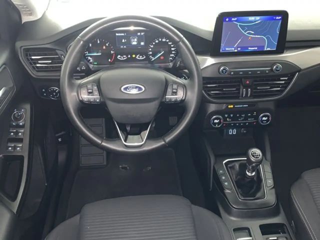 Ford Focus Titanium Wagon