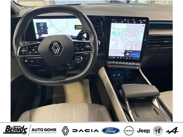 Renault Espace E-Tech Hybrid Iconic