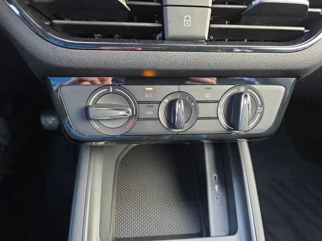 Skoda Kamiq 1,0TSI 115PS 16*Alu/LED/Temp/SmartLink   **