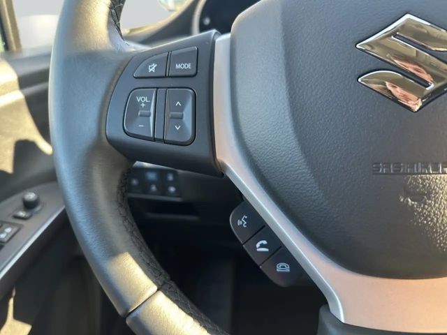 Suzuki S-Cross Hybrid