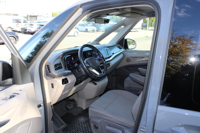 Volkswagen Multivan 2.0 TSI DSG Lang T7