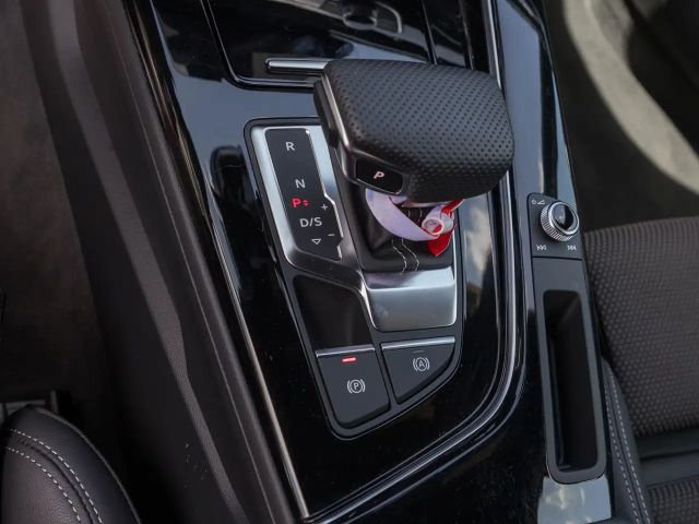 Audi A4 40 TFSI Quattro S-Line