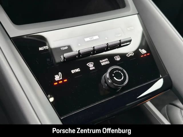 Porsche Macan HUD Luftfed. AHK-el. Pano Navi Dig.Cockpit