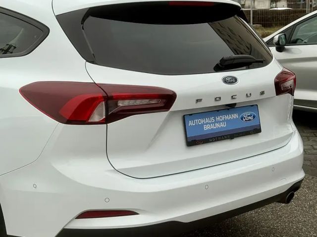 Ford Focus Cool & Connect