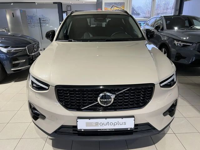 Volvo XC40 Dark Plus