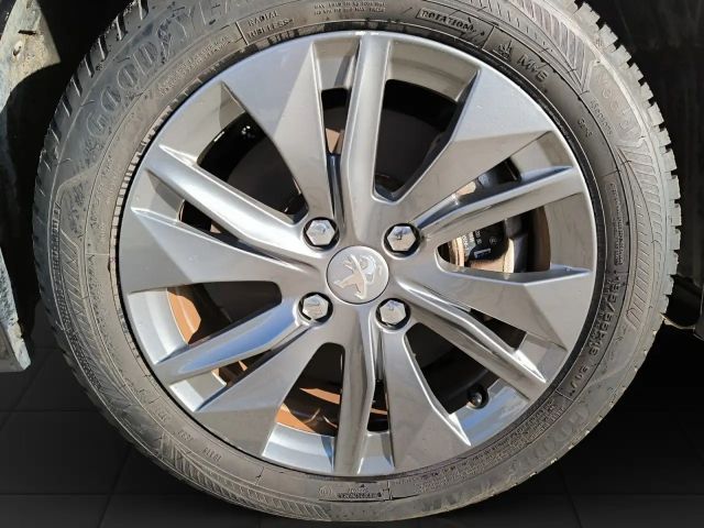 Peugeot E-208 Active Pack