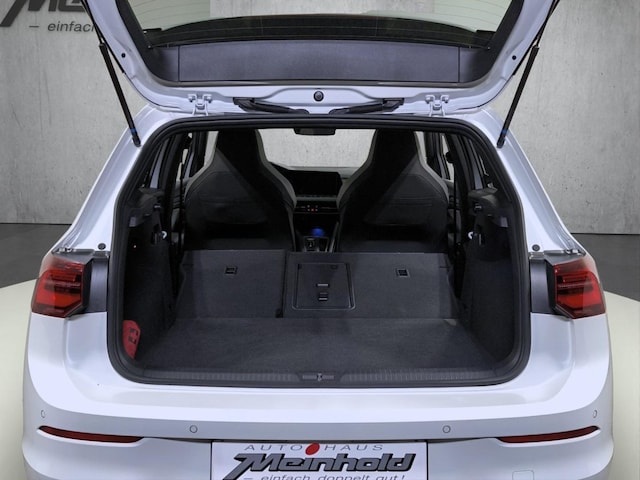 Volkswagen Golf 1.5 TSI DSG R-Line