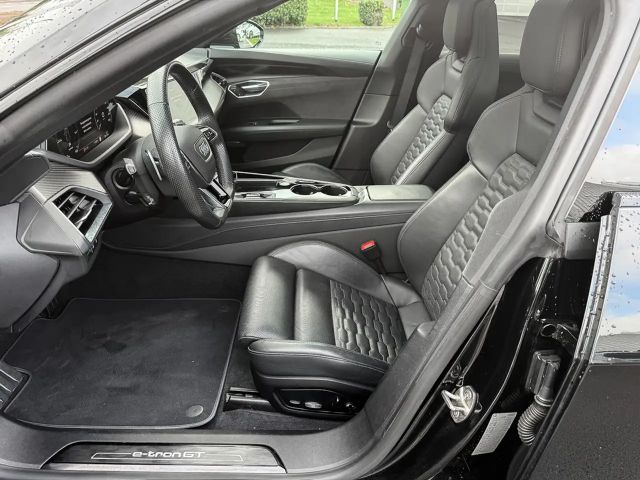 Audi e-tron GT Matrix/HuD/B&O/Allradlenk./air suspen.