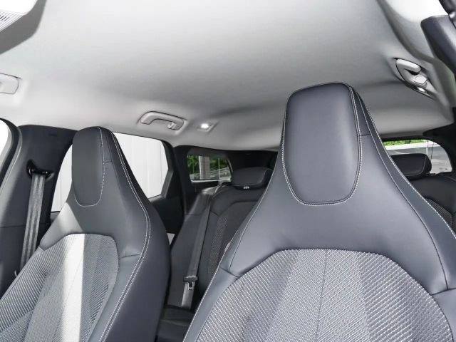 Ford Explorer Extended range