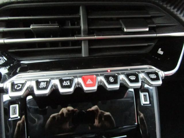 Peugeot E-208 Allure Pack