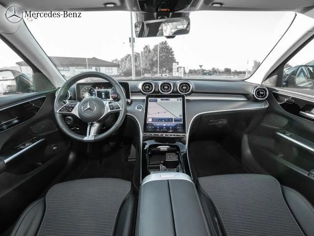 Mercedes-Benz C 180 AVANTGARDE Sedan