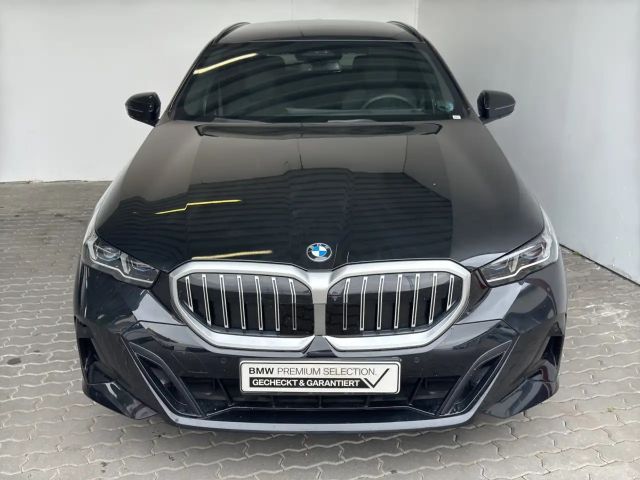 BMW 540 540d M-Sport Touring xDrive