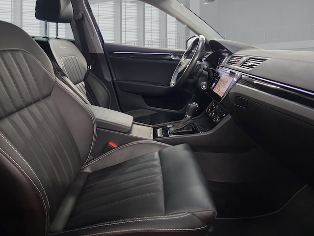 Skoda Superb 2.0 TSI Combi Laurin & Klement