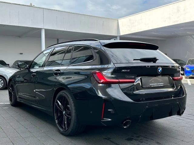 BMW 330 330d M-Sport Touring xDrive
