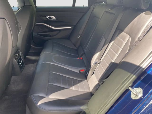 BMW 330 330i M-Sport Touring