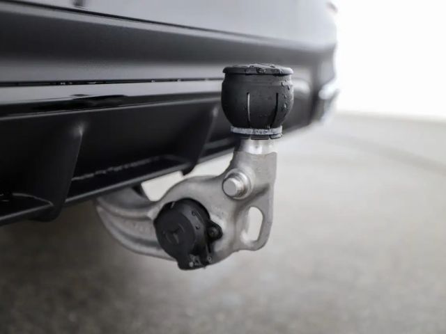 Mercedes-Benz E 220 4MATIC E 220 d Estate