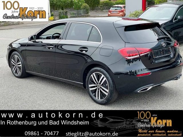 Mercedes-Benz A 180 Advanced LED Kamera PDC