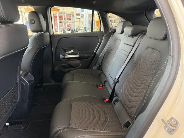 Mercedes-Benz EQA 350 4MATIC