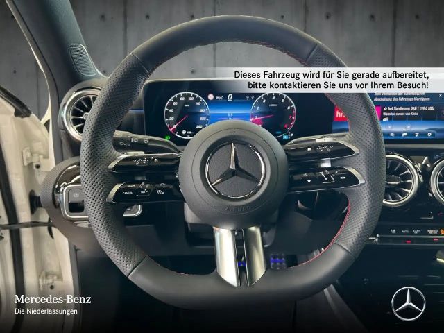 Mercedes-Benz A 200 AMG Line