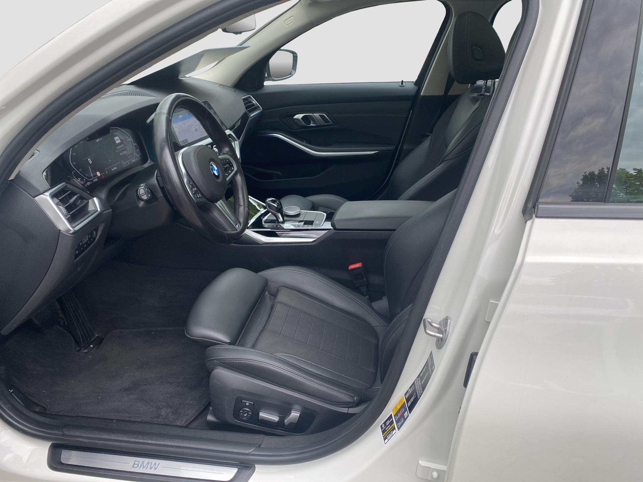 BMW 330 330e Touring iperformance