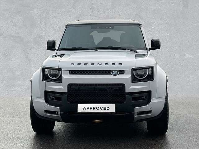 Land Rover Defender 110