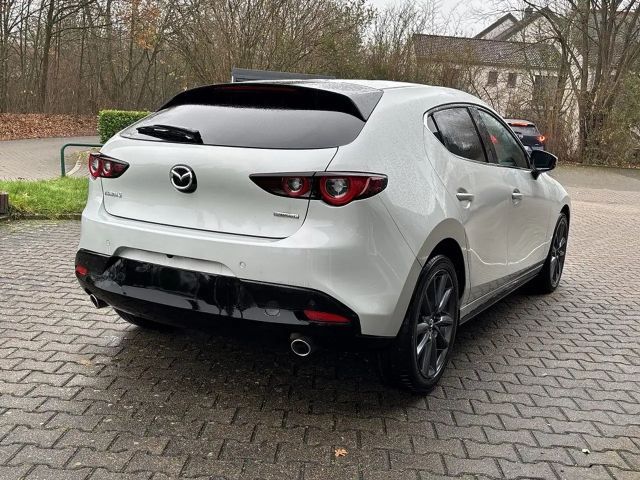 Mazda 3 Exclusive-line