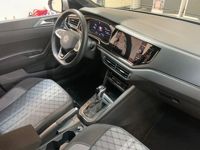 Volkswagen Polo Polo 1.0     R-L  BT081 TSID7F