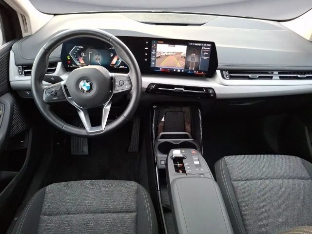 BMW 220 *Premium*Navi*AHK*LED*PDC*SHZ