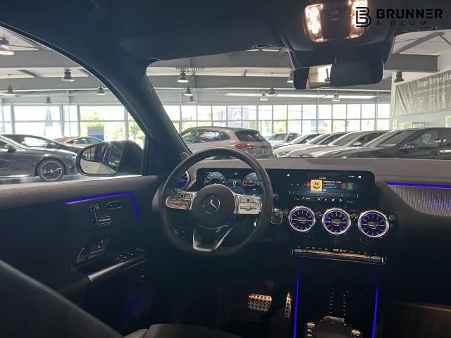 Mercedes-Benz EQA 350 4MATIC AMG Line