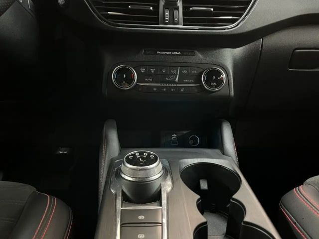 Ford Kuga Plug in Hybrid ST Line X