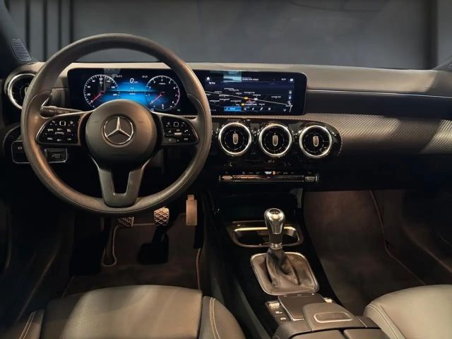 Mercedes-Benz A 200 Style