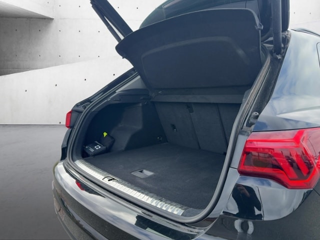 Audi Q3 35 TDI S-Tronic