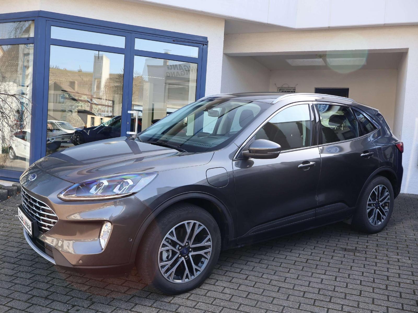 Ford Kuga Hybrid Plug in Hybrid Titanium