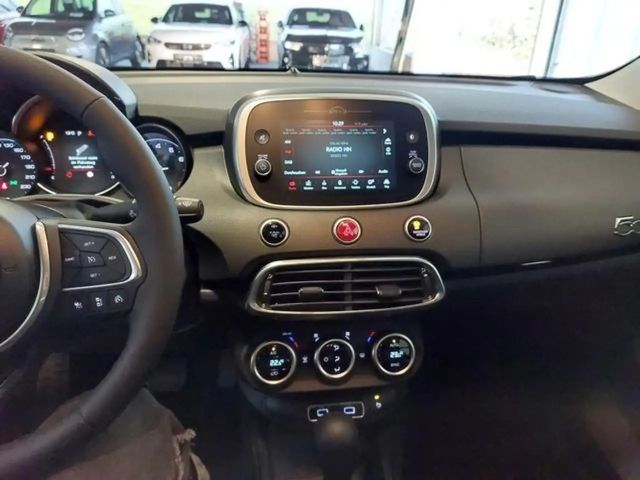 Fiat 500X Komfort + Tech Paket Navi Blendfreies Fernl. ACC A