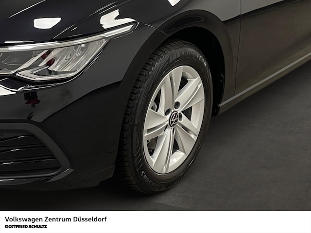 Volkswagen Golf 1.5 eTSI DSG Life Variant