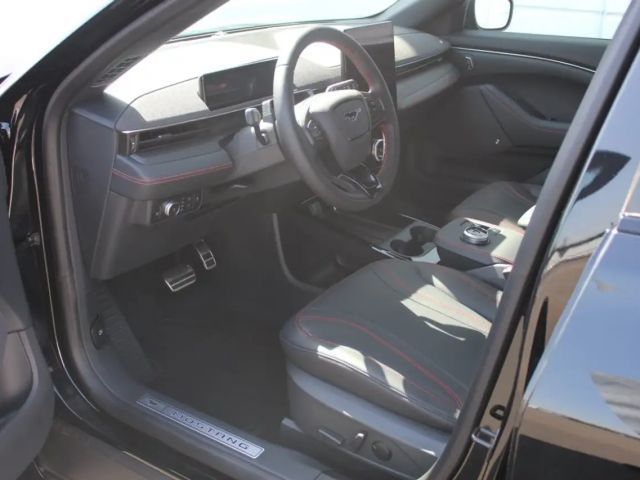 Ford Mustang Mach-E AWD Extended range