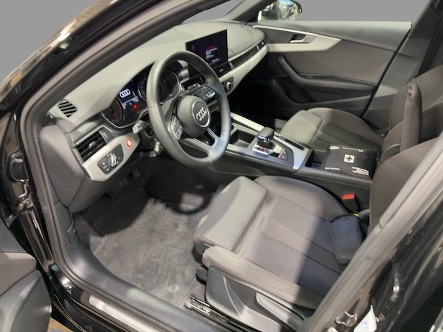 Audi A4 35 TFSI Avant S-Tronic