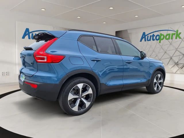 Volvo XC40 Dark Plus