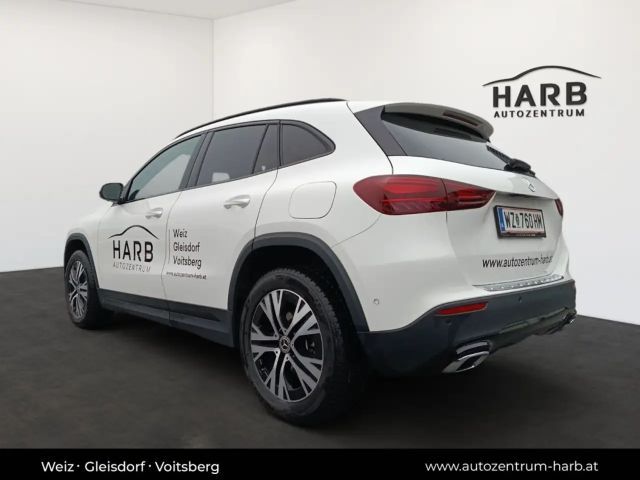 Mercedes-Benz GLA 180 GLA 180