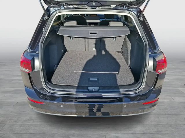 Volkswagen Golf Life Variant