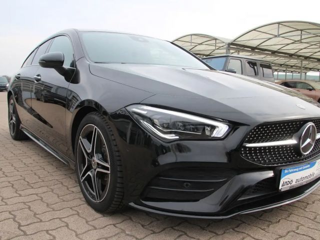Mercedes-Benz CLA 200 AMG Line