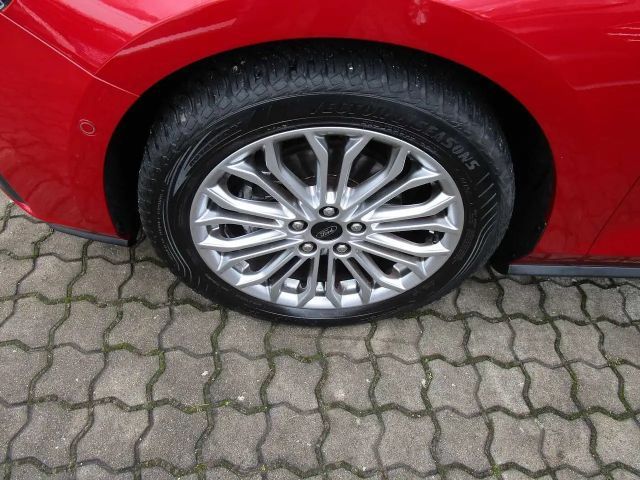 Ford Focus EcoBoost Titanium