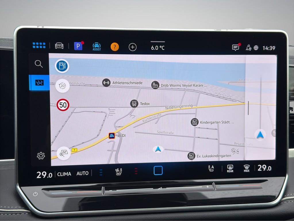 Volkswagen Passat 1.5 eTSI Business Variant