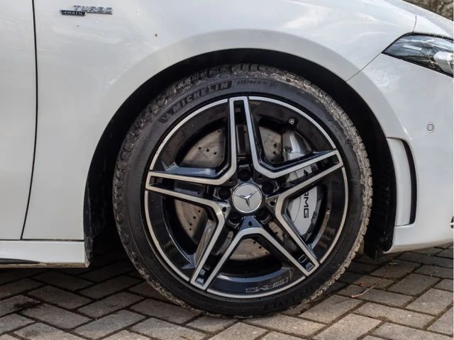 Mercedes-Benz A 35 AMG 4MATIC AMG Line