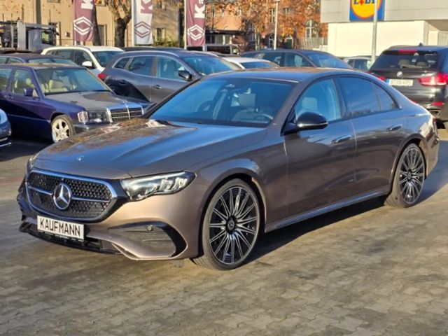 Mercedes-Benz E 200 AMG Line Sedan