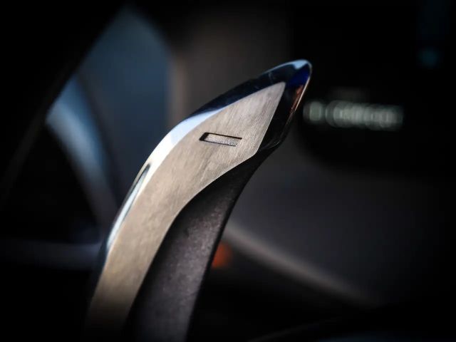 McLaren Artura Spider