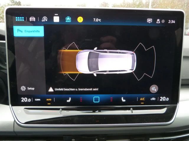 Volkswagen Golf 1.5 TSI Life Variant