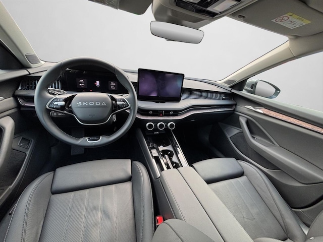 Skoda Superb Combi iV